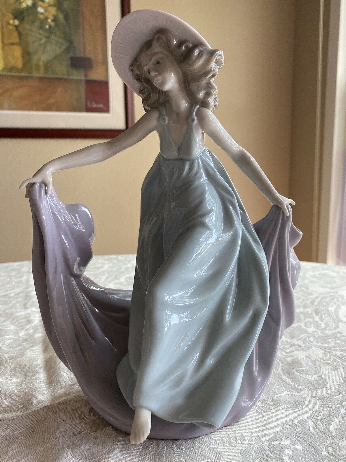 RETIRED 2005 ‘MAY DANCE’ LLADRO Porcelain Figurine. item #01005662