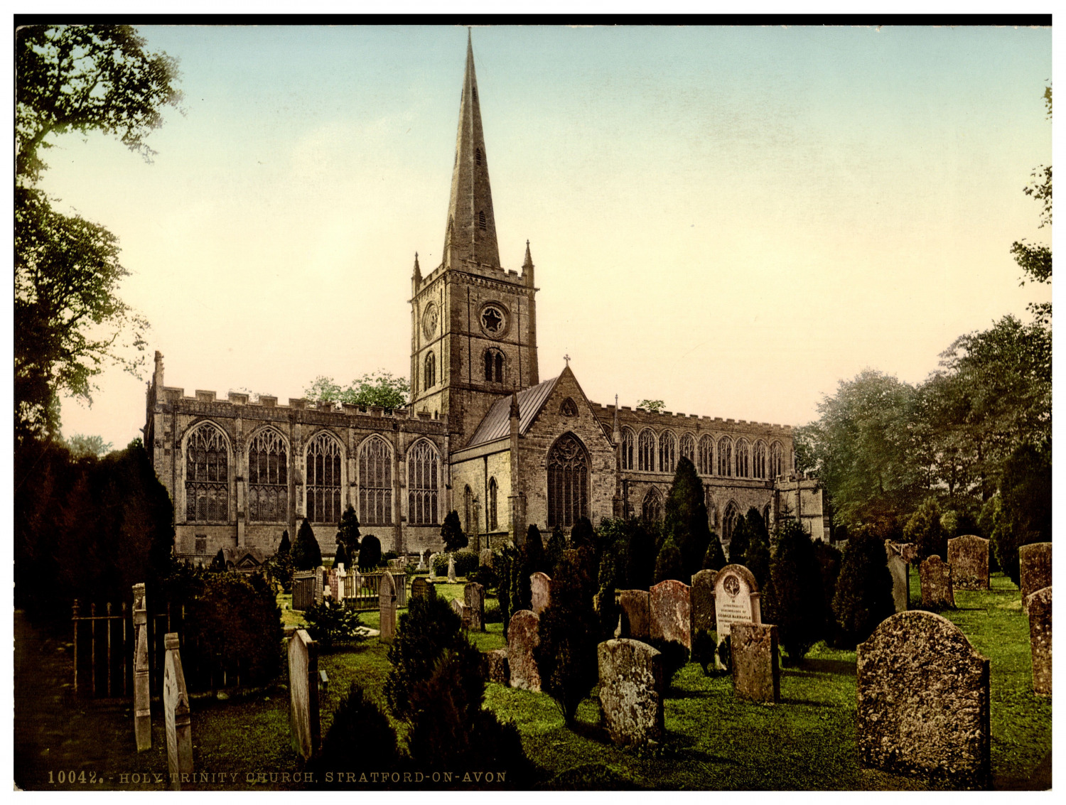 England. Stratford-on-Avon. Trinity Churchyard.  Vintage Photochrome by P.Z, P