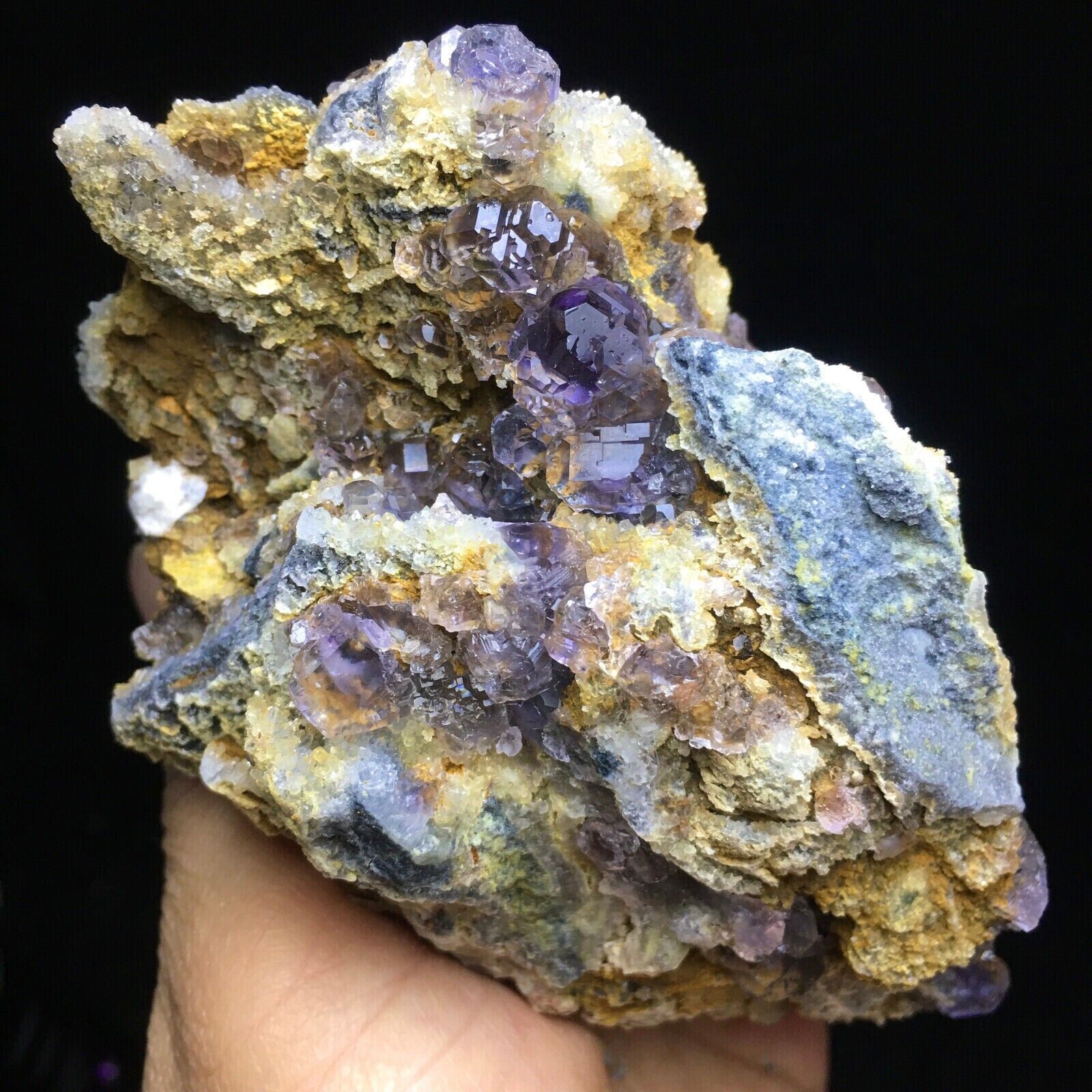 415g Natural Transparent Gem Level Dark Purple Fluorite Mineral Specimen/China