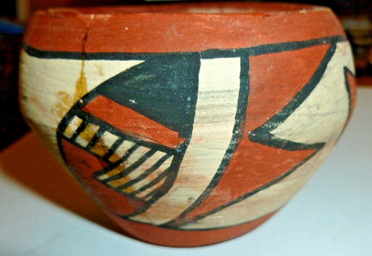 Vintage Native American Red Clay Small Vintage Pot Bowl Pottery Pueblo