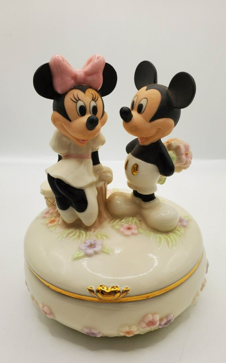 Lenox The Mickey and Minnie Keepsake Box Disney 2003