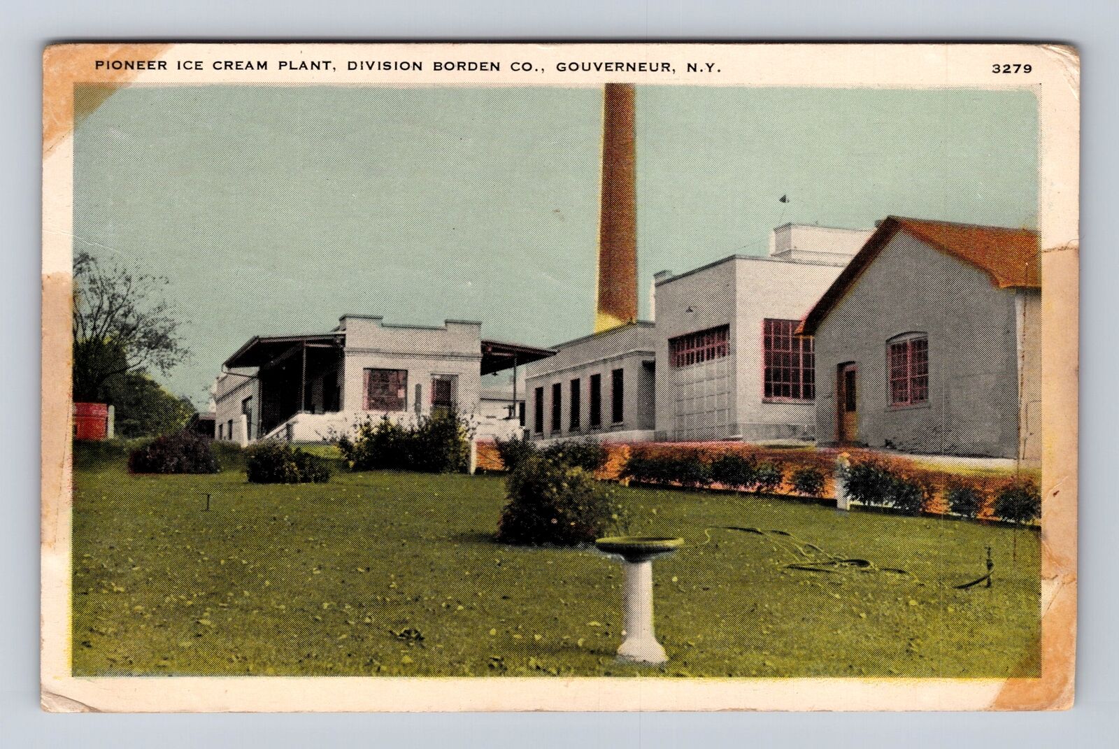 Gouverneur NY-New York, Bordon's Pioneer Ice Cream Plant, Vintage c1942 Postcard