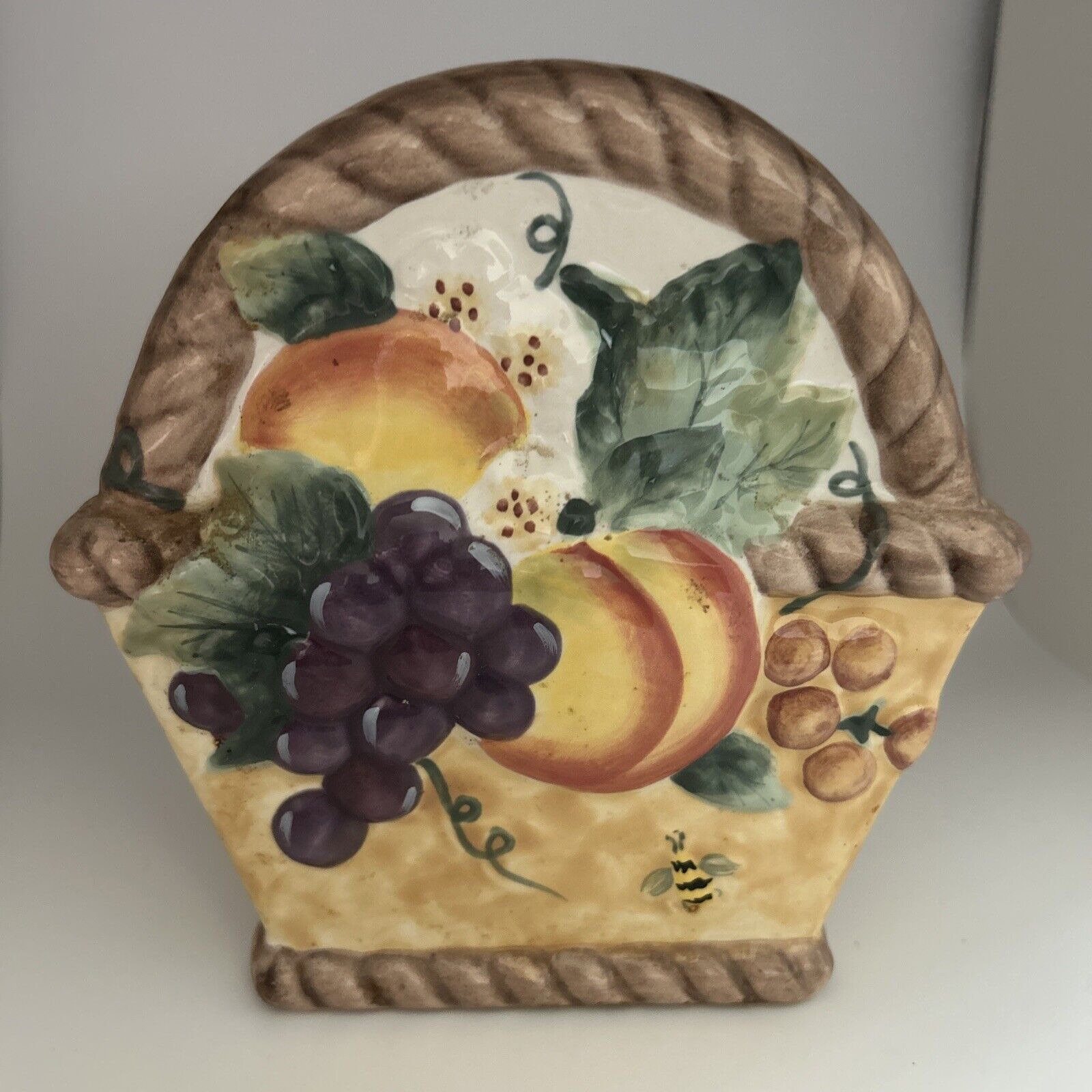 Vintage pfaltzgraff  fruit basket napkin holder   very good condition