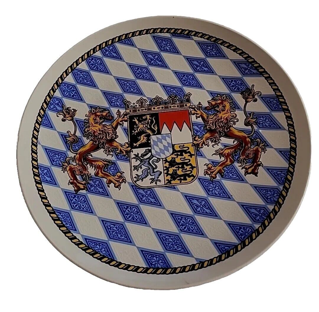 VINTAGE ROYAL BAVARIAN PLATE WITH HEARLDRY BY THEO RUHN SUPER