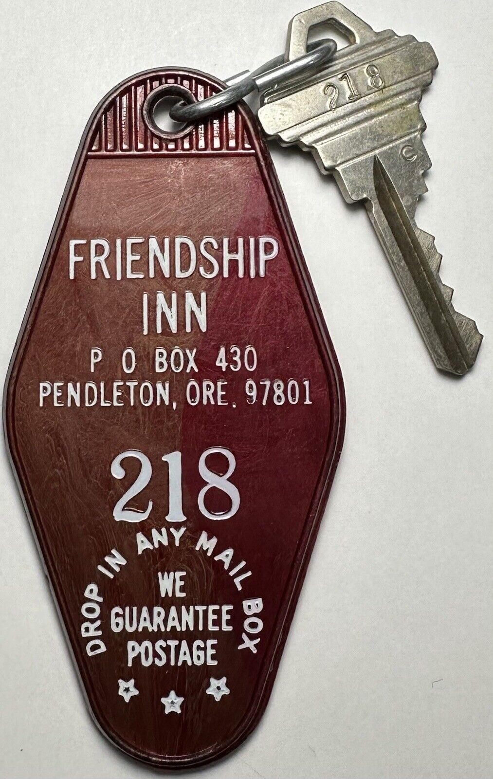 Vintage FRIENDSHIP INN Hotel Room Key & Fob #218 Pendleton Oregon Harold’s Club