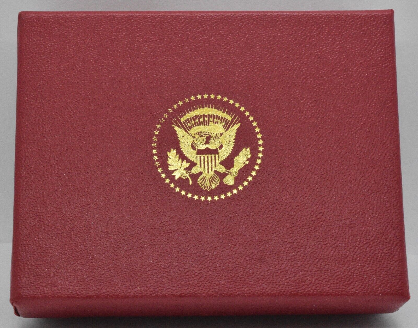 President Donald Trump Melania Necklace Presidential Seal White House Gift