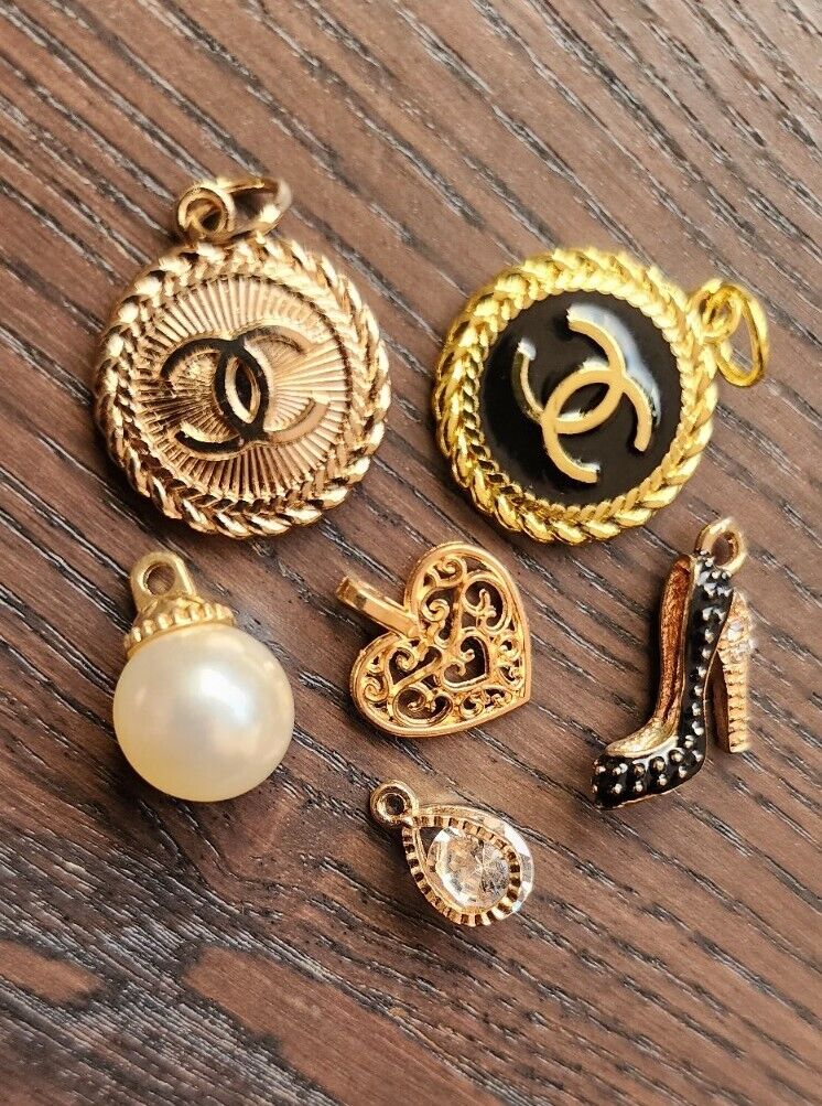 Chanel Lot Vintage Buttons and Zipper Pulls Charms