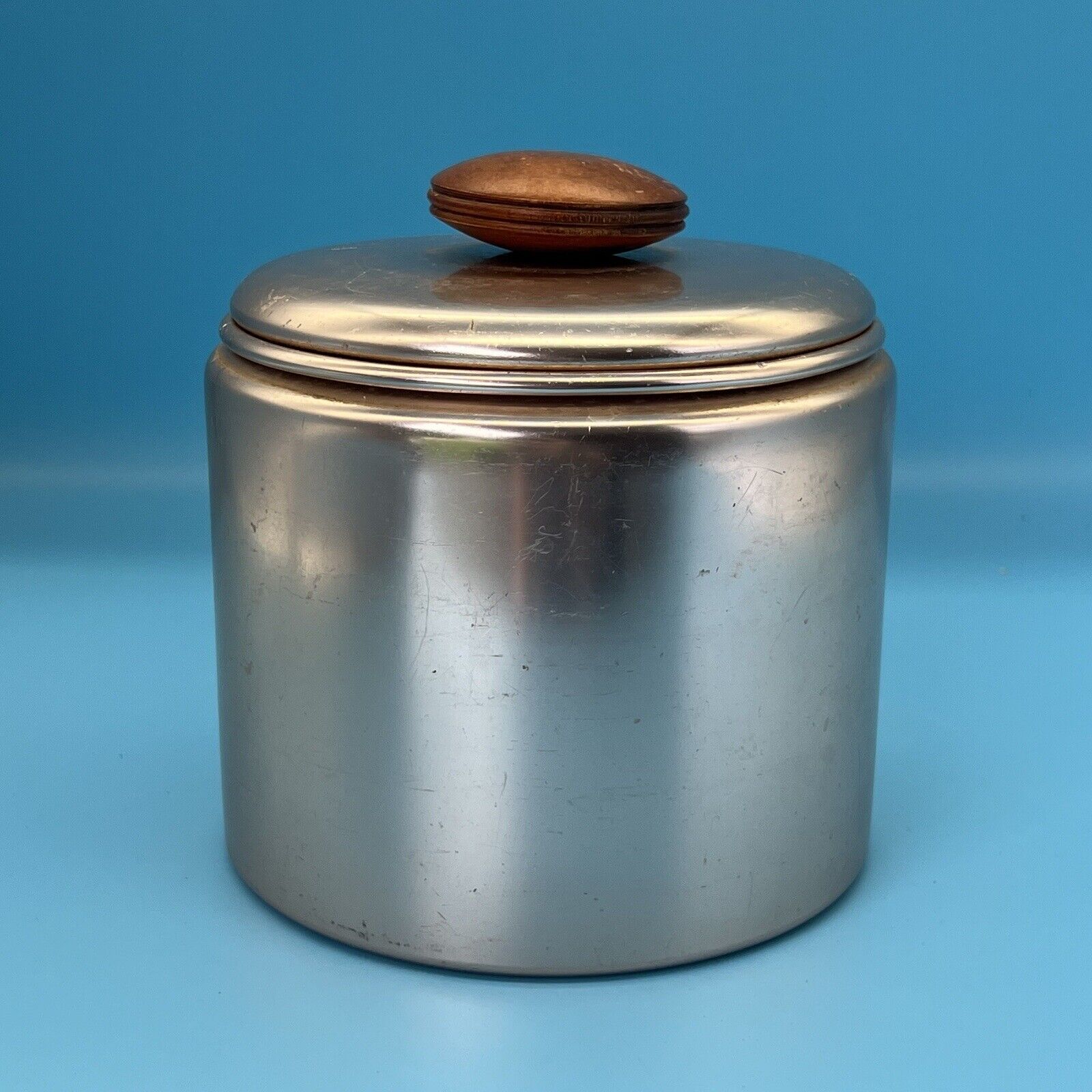 Vintage Mirro Metal & Wood 6” Cannister Copper Colored Inside