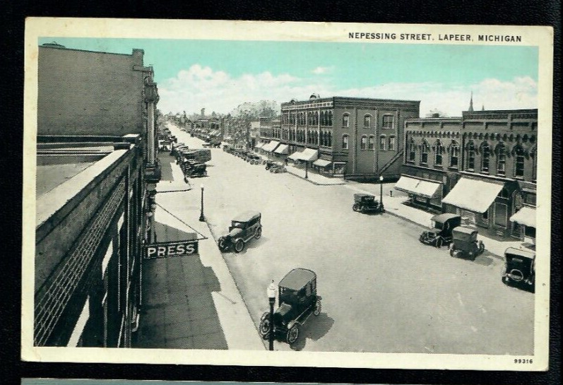 US Vintage Postcard 1932 Lapeer Michigan Nepessing Street w Postal Cancel |
