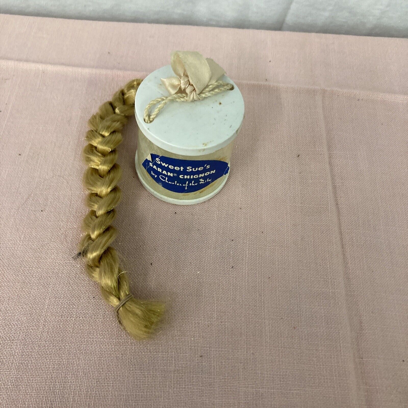 VINTAGE SWEET SUE'S SARAN CHIGNON by Charles of the Ritz Braid in Container Doll