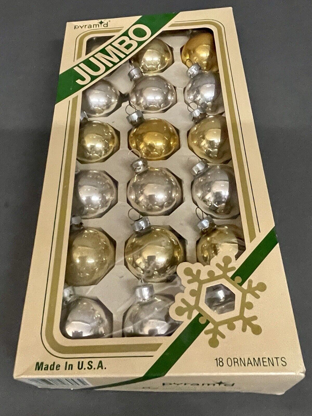 Stunning 18 Pcs Vintage of Pyramid Gold & Silver Glass Christmas Tree Ornament