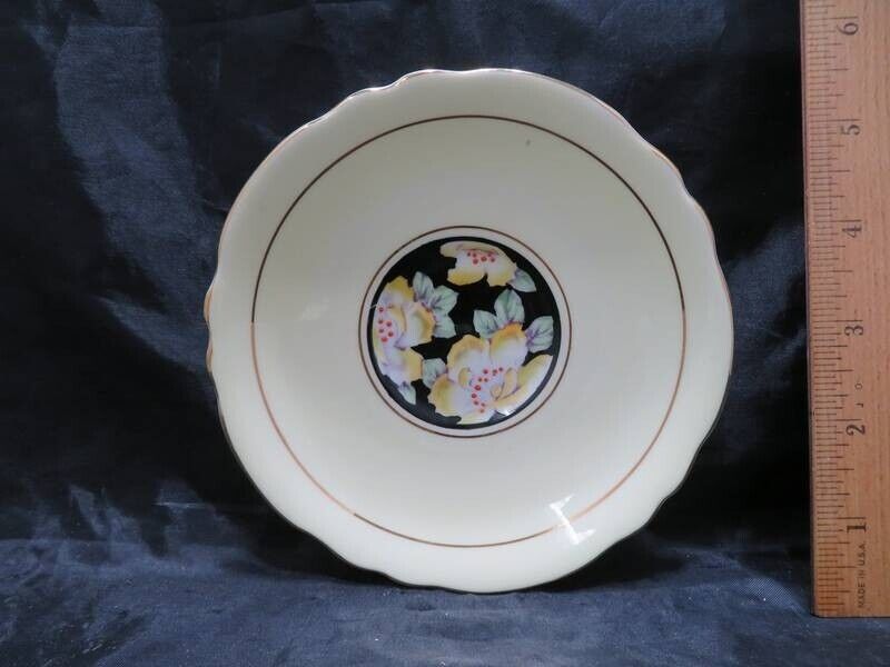 Paragon By Appointment Yellow w/Flowers Saucer Only
