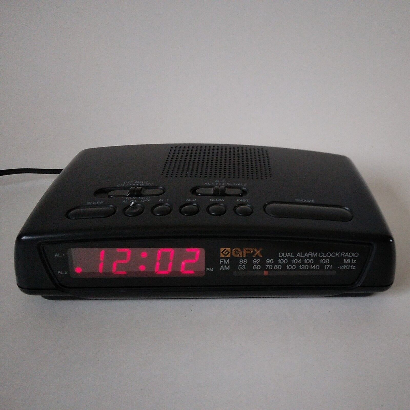 GPX Radio Alarm Clock Model: D602NR-Dual-Black-Corded/Batt.Bkup.-Tested/Works