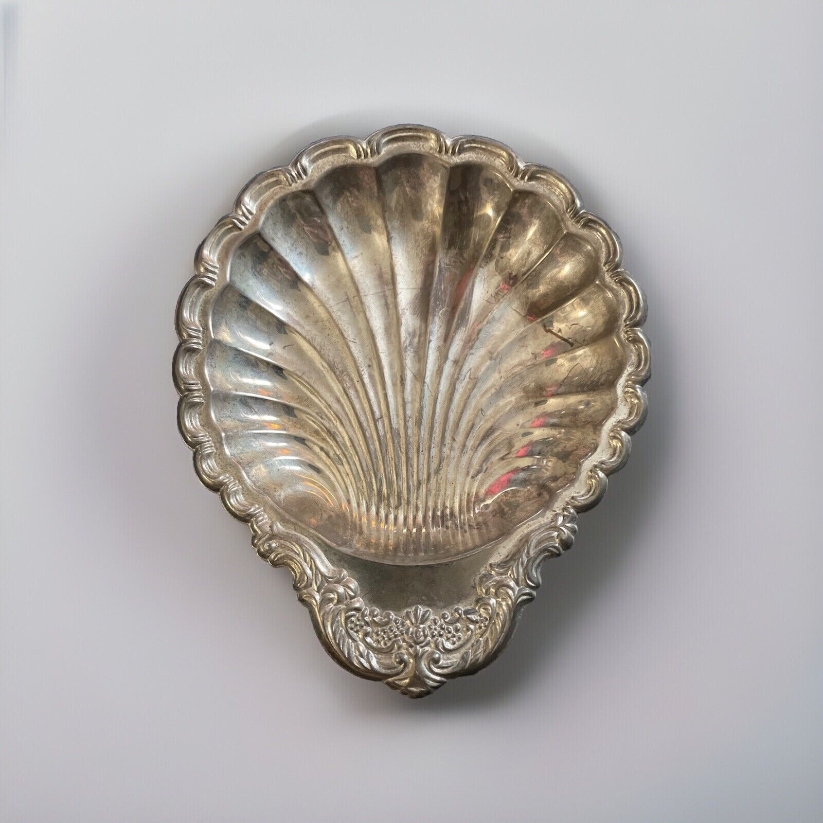 Vintage Silverplate Seashell Trinket / Dresser Dish