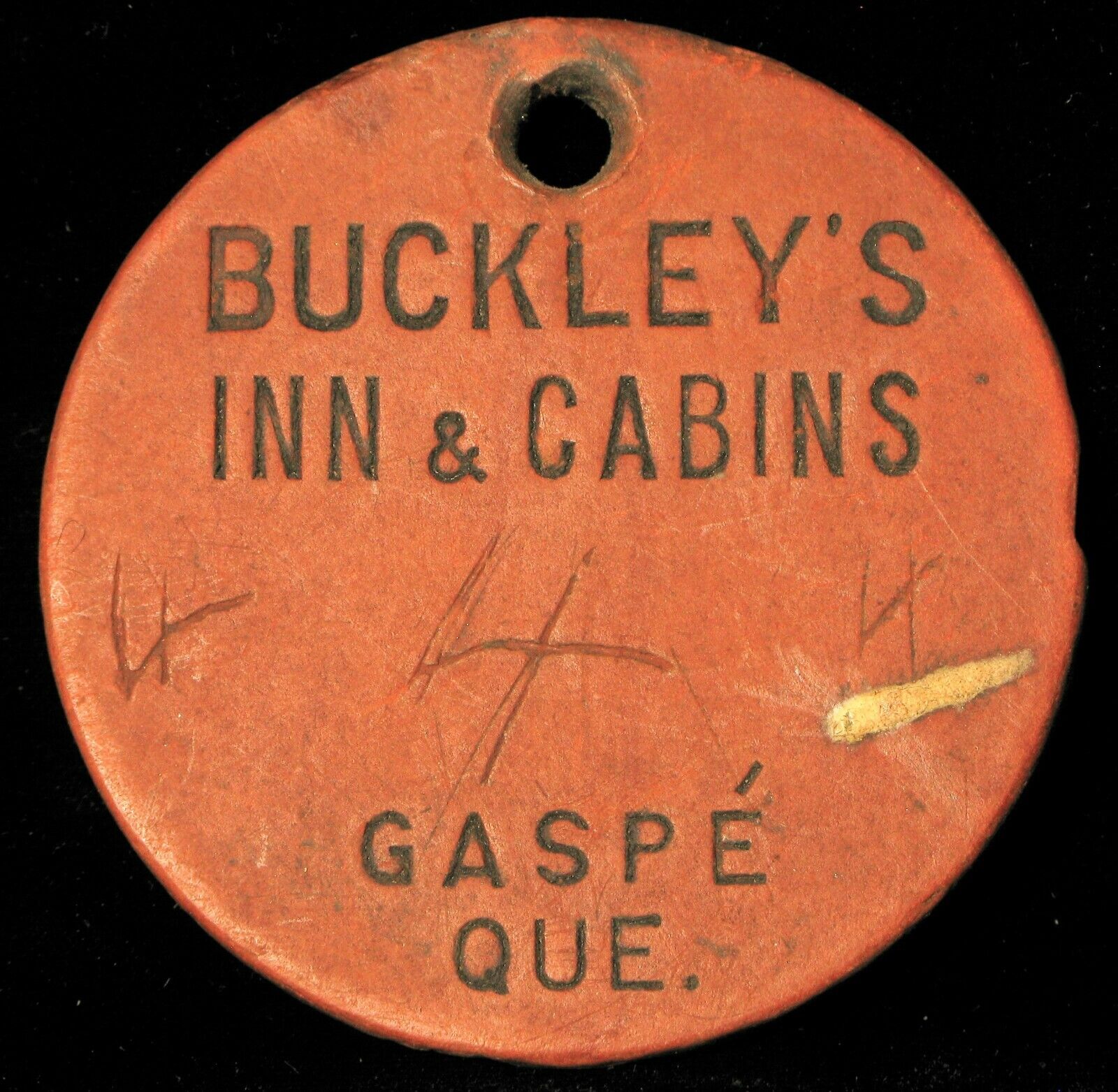 ANTIQUE BUCKLEY\'S INN & CABINS GASPE QUEBEC CANADA HOTEL LEATHER ROOM KEY FOB 