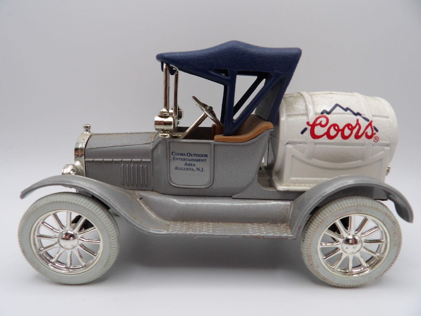 Ertl Silver Coors Replica 1918 Model \