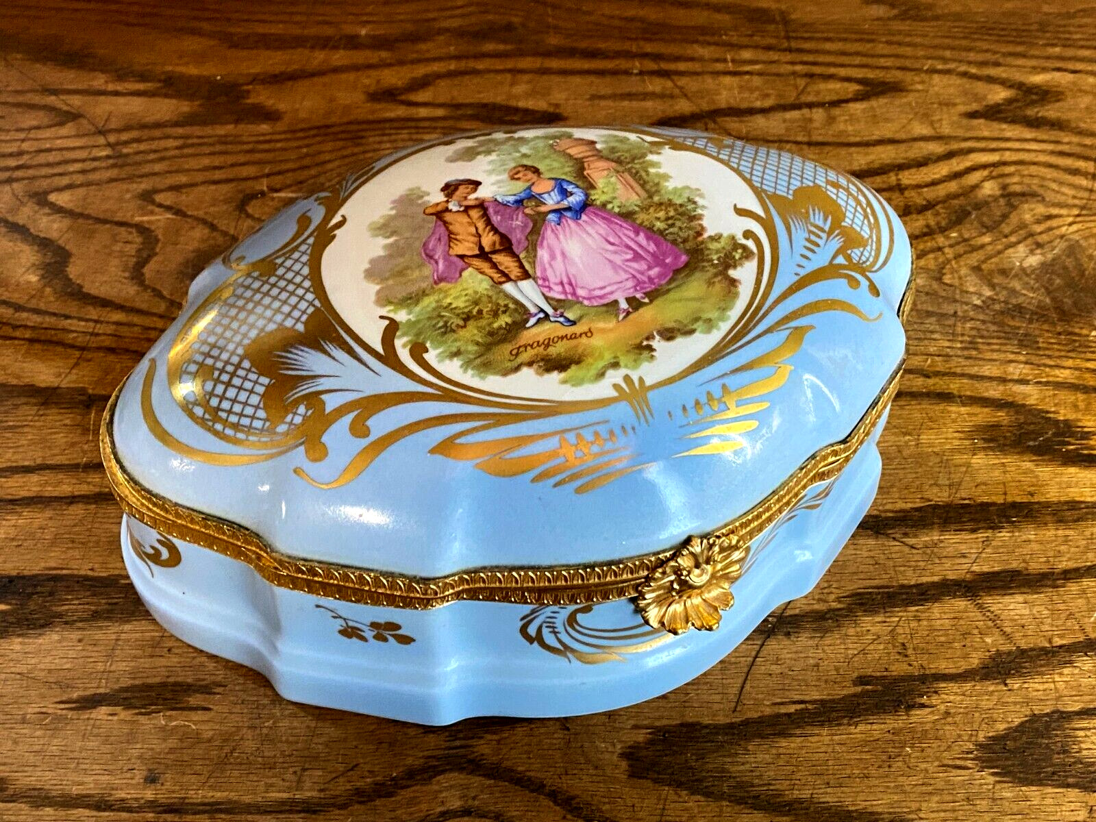 Anique Large Limoges France Vanity Porcelain Jewelry Box Rehausse Main 11\
