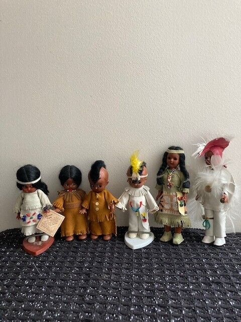 Vintage 1980\'s Native American Indian dolls Lot of 6 Dolls some Carlson Dolls