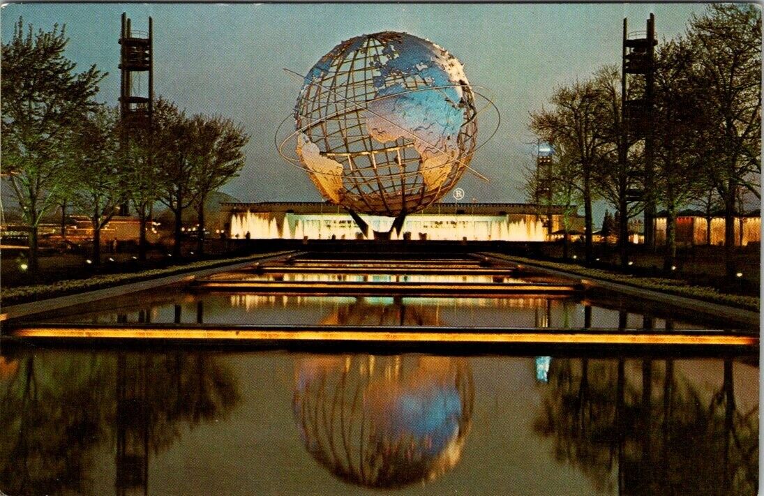 Vintage Post Card 1964-65 New York Worlds Fair Unisphere At Night Fair Symbol