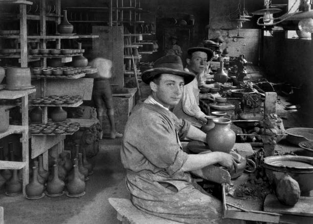 Potteries Factory Deruta Umbria Italy 1930 OLD PHOTO 1