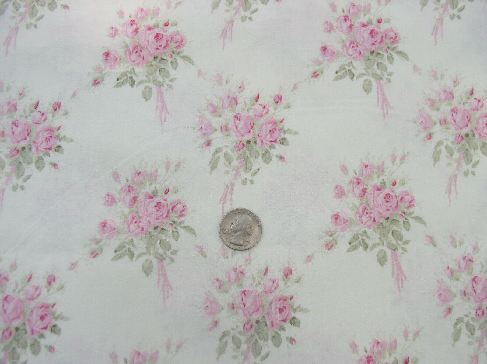 Beautiful Yuwa Vintage Inspired Pink Rose Bouquets on Cream  Cotton Fabric 1 yd 