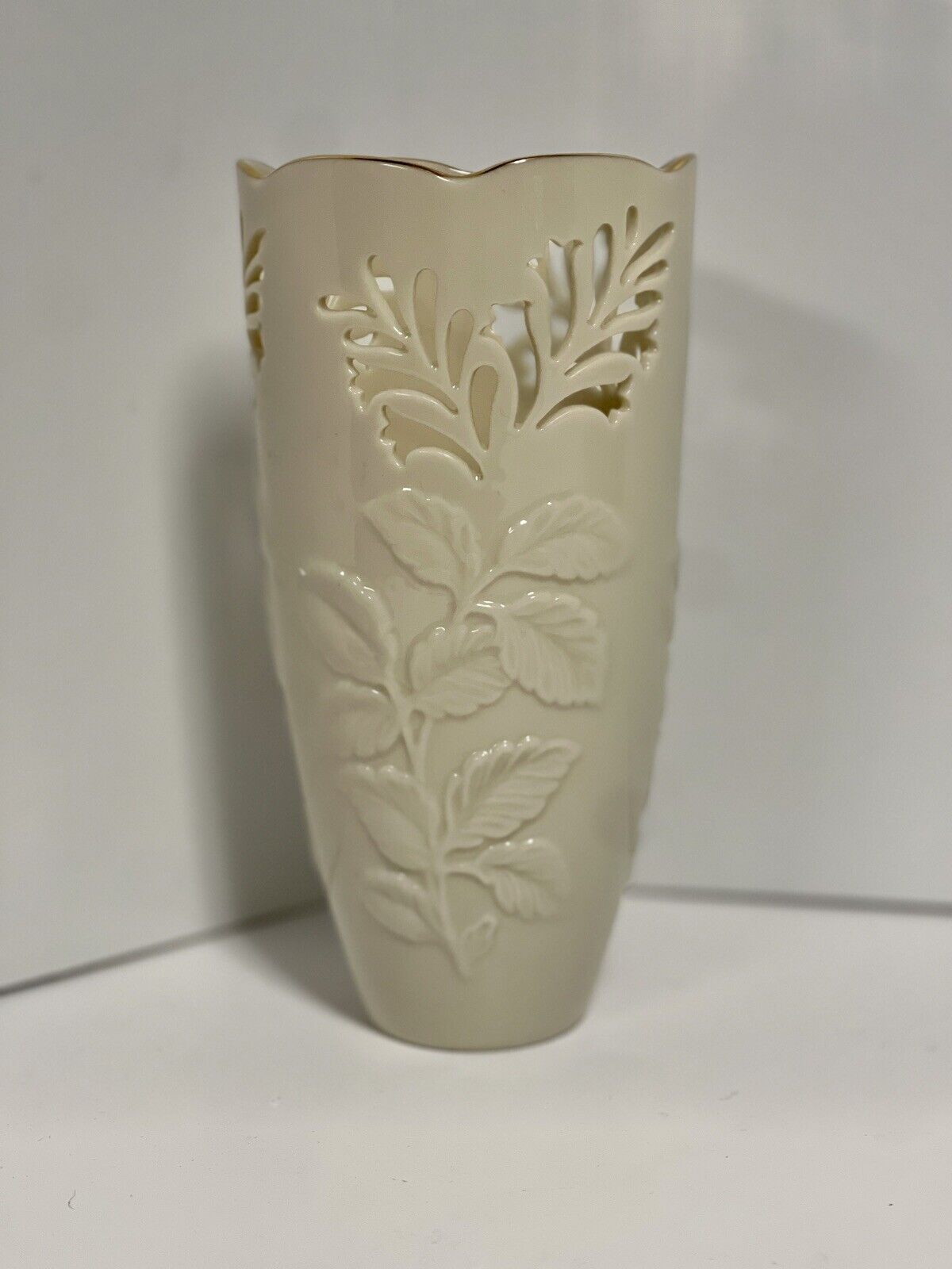 Lenox Cut-out Westbury Vase 7” Embossed Leaves Gold Trim