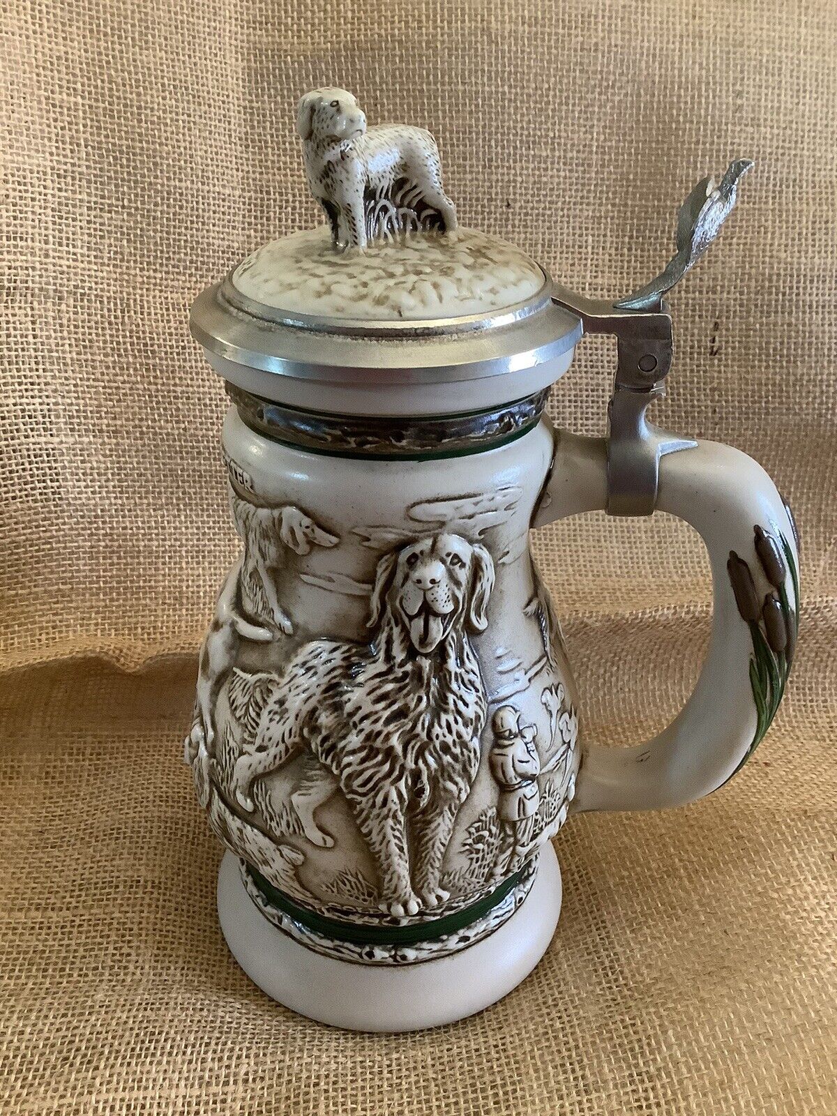 Vintage Avon 1991 Great Dogs of The Outdoors Stein Handcrafted in Brazil #81373