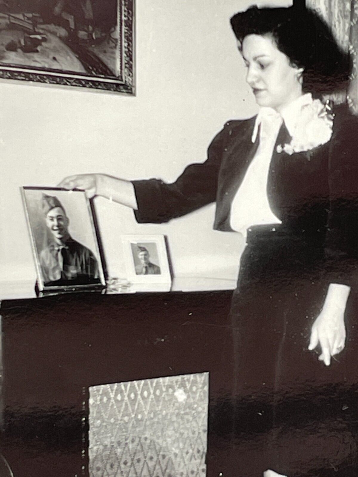 VE Photograph Pretty Woman Looking At Photo Of Military Husband Christmas 1940's