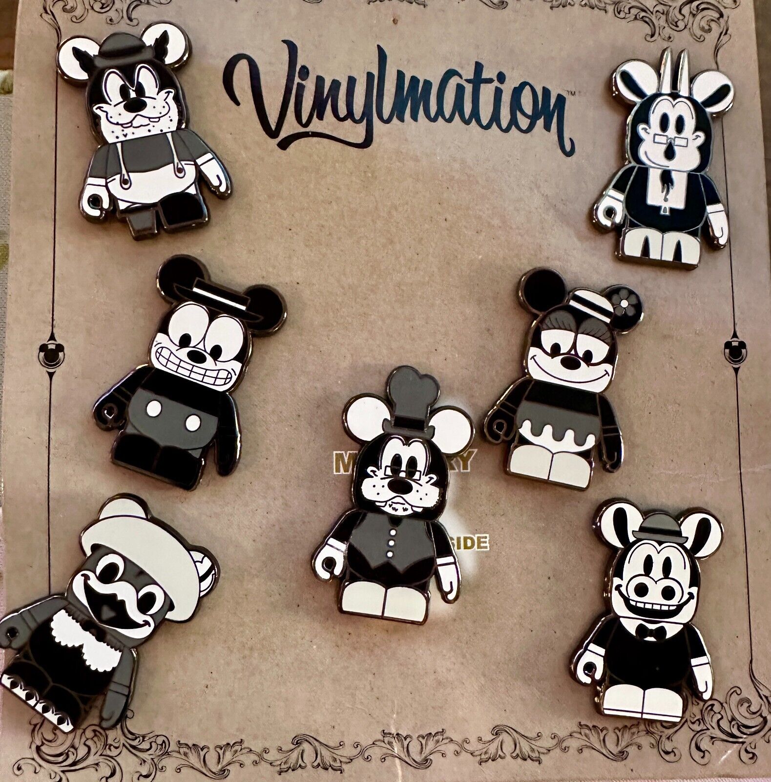 2013 Disney Classic Black & White Vinylmation 6 Pin Booster Set WITH Mystery Pin
