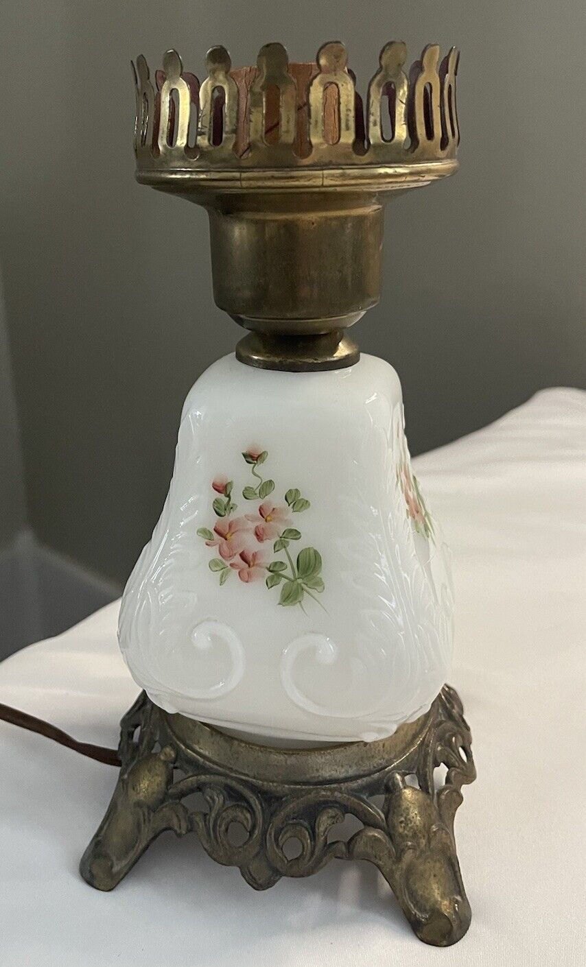 Vintage Gone With The Wind Lamp Brass Base Flowers Milk Glass TESTED Antique