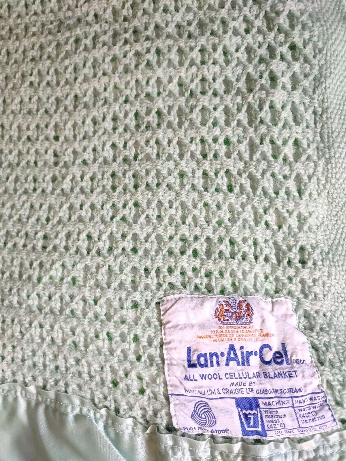 Vintage Lan Air Cel All Wool Cellular Blanket In Sage Green Double