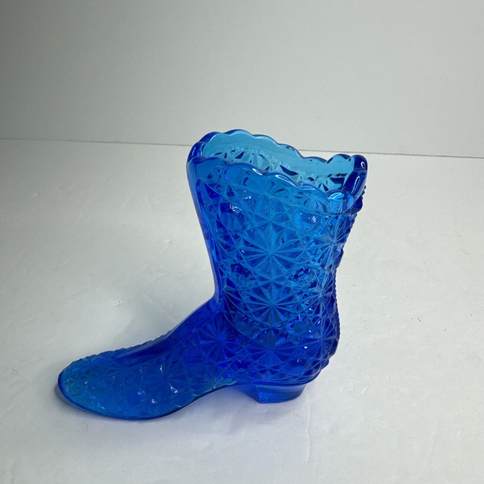 Vintage Fenton Art Glass.. Blue Boot...Daisy & Button pattern