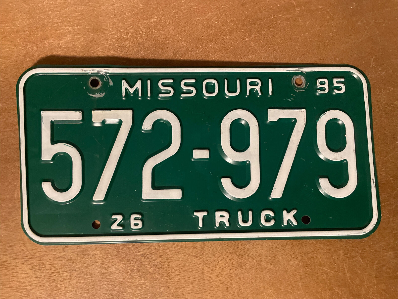 1995 Missouri License Plate Truck # 572-979