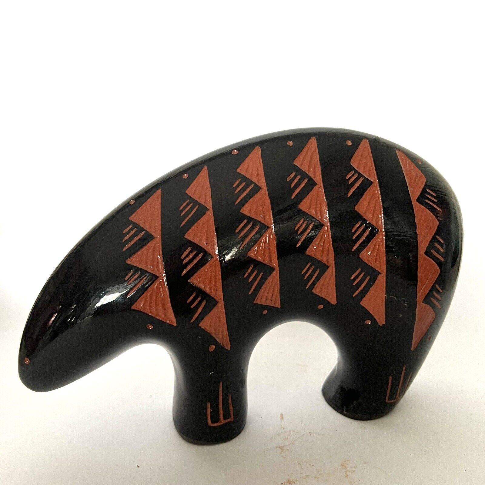 Prisilla Benally & Chaves Native American Pottery Spirit Bear Glazed & Etched