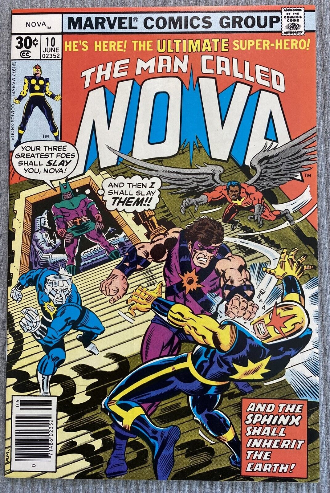 Vintage Nova Comic  Volume 1 Issue  10.  Jun 1977  Excellent Condition