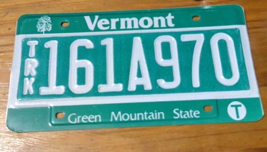 License Plate Vermont Green Mountain State Maple Tree  # 161A970  Expired 
