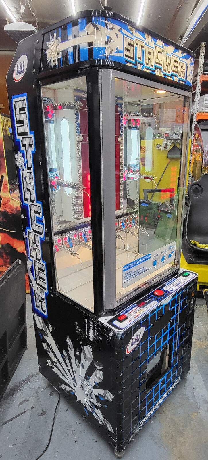 STACKER CLASSIC Prize Redemption Arcade Machine WORKS GREAT MINI Skill Game