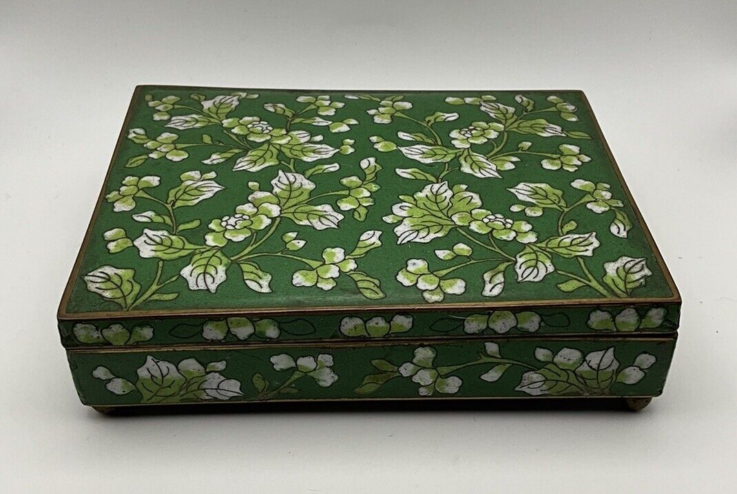 Vintage Cloisonne Green White Floral Chinese Trinket Jewelry Brass Box