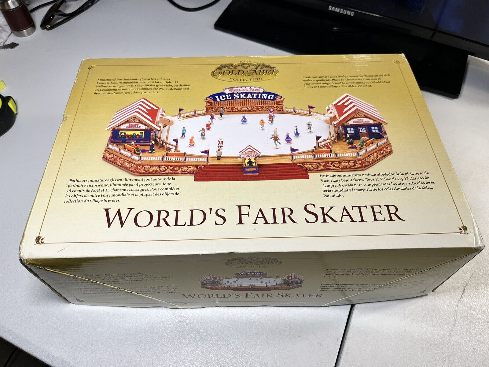Mr. Christmas Gold Label Collection Worlds Fair Skating Rink Ice Skating Working
