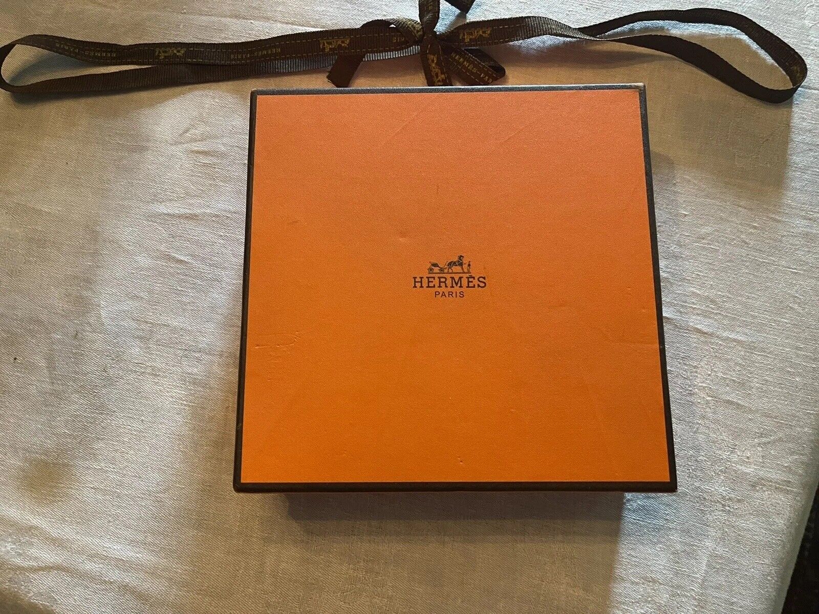 100% AUTHENTIC HERMES PARIS SHOPPING Tote & Box Plus Assorted Tags Hermes Ribbon