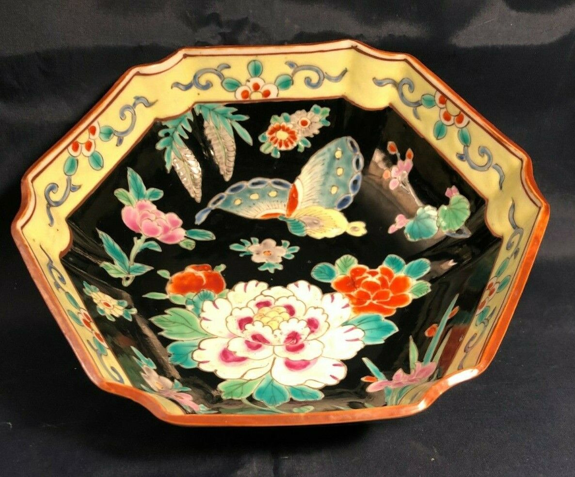 Exceptional Yamatoku 山徳 Arita ware Bowl 晩香 Bankō or Bankyō Decorator Meiji XFINE