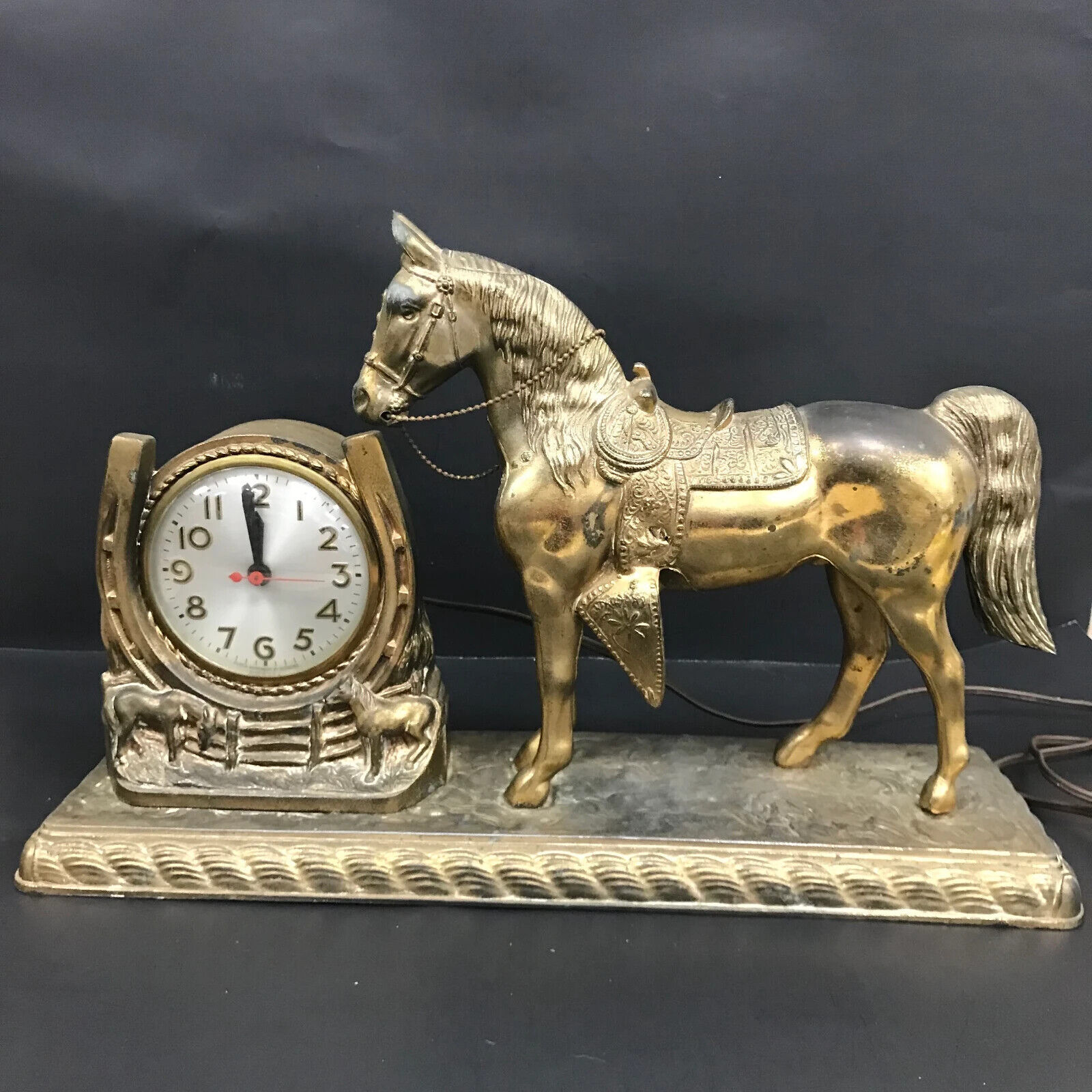 Vintage Estate Sessions Heavy Brass Western Horse Electric Mantle Clock