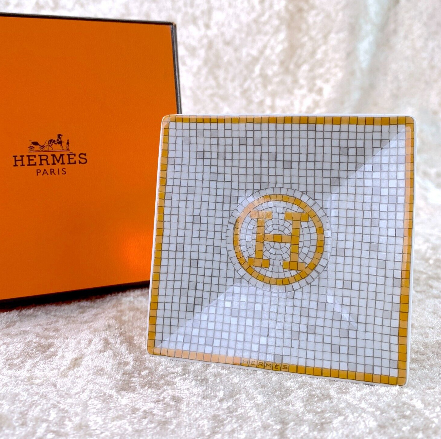 Hermes Paris Mosaique au 24 Gold MINI Square Plate Tray 7 cm with Case