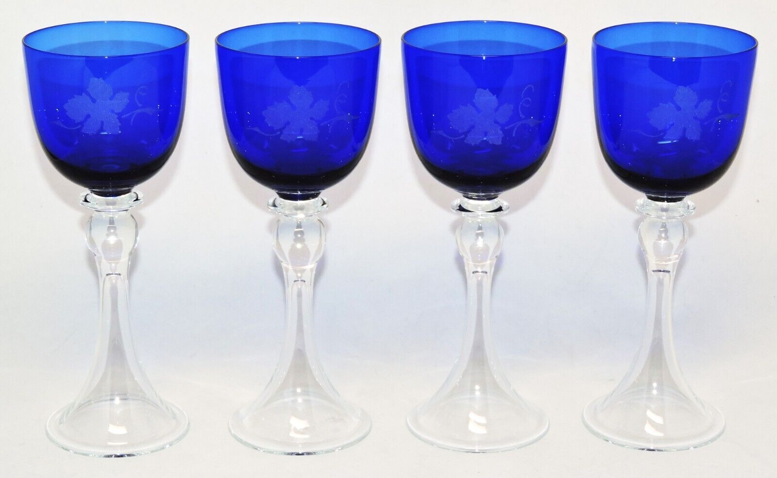 VINTAGE NASON MORETTI MURANO COBALT ETCHED WINES (4) CRYSTAL TRUMPET STEMS *RARE