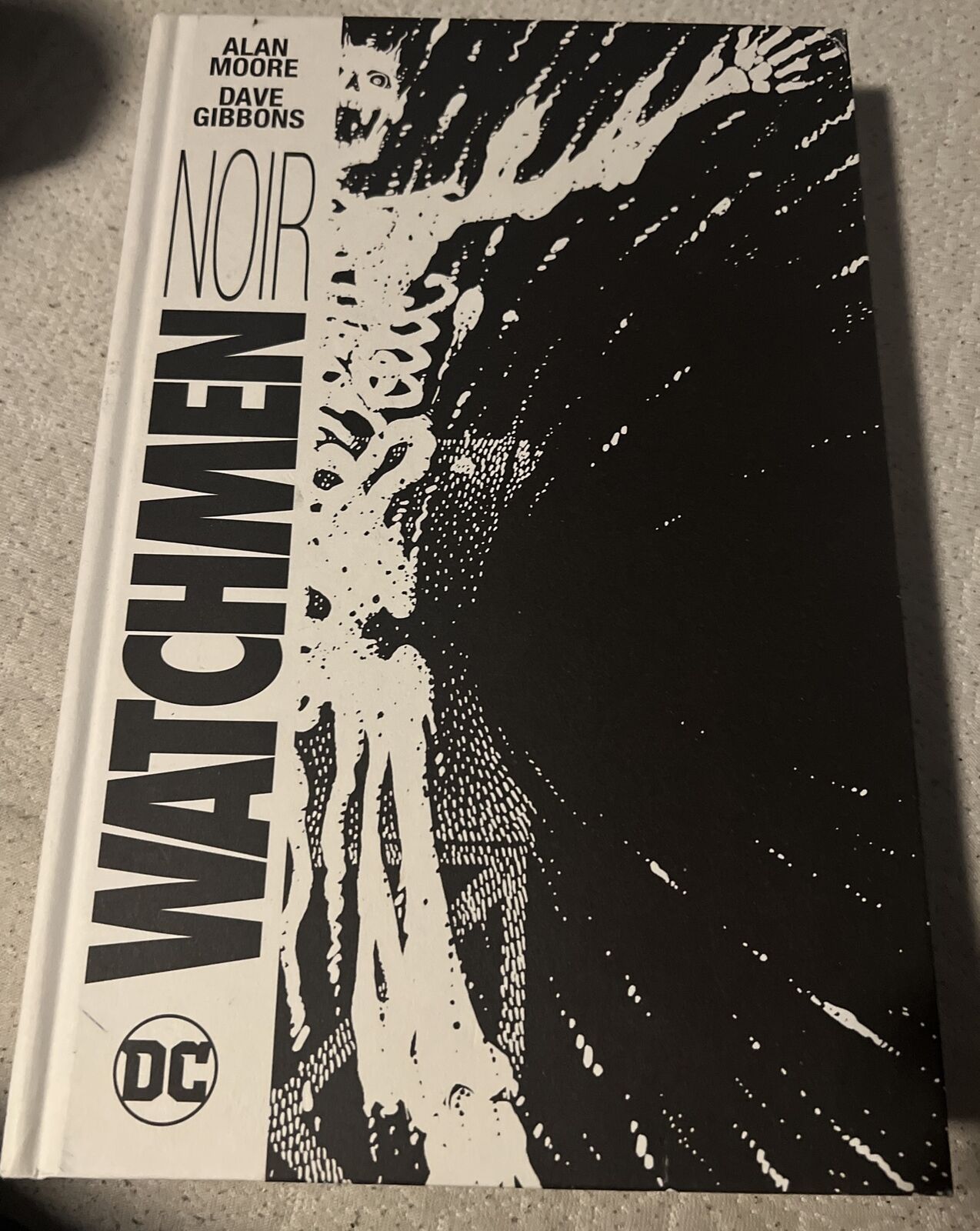 DC Noir Watchmen By Alan MOORE And Art By Dave Gibbons