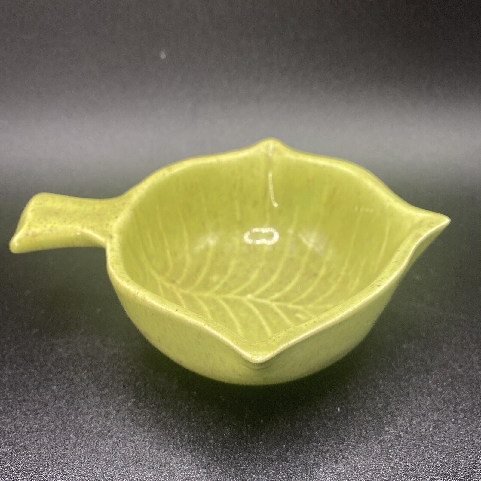 Cabbage Ashtray ceramic light-green vintage