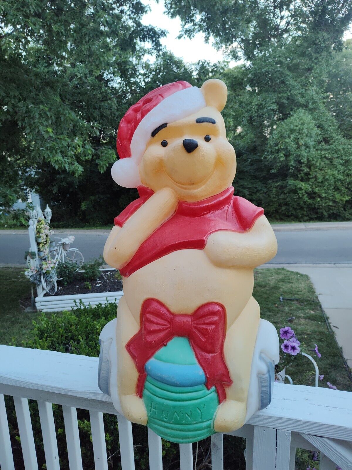 Vintage 33” Disney Christmas Blow Mold Winnie The Pooh Santa’s Best Honey Pot