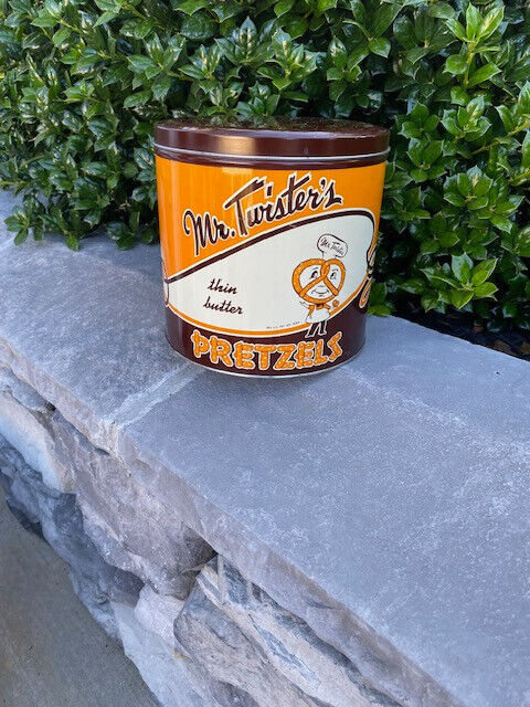 Vintage Mr. Twister\'s pretzel tin/can with lid -  Pottstown, PA - Extra Nice