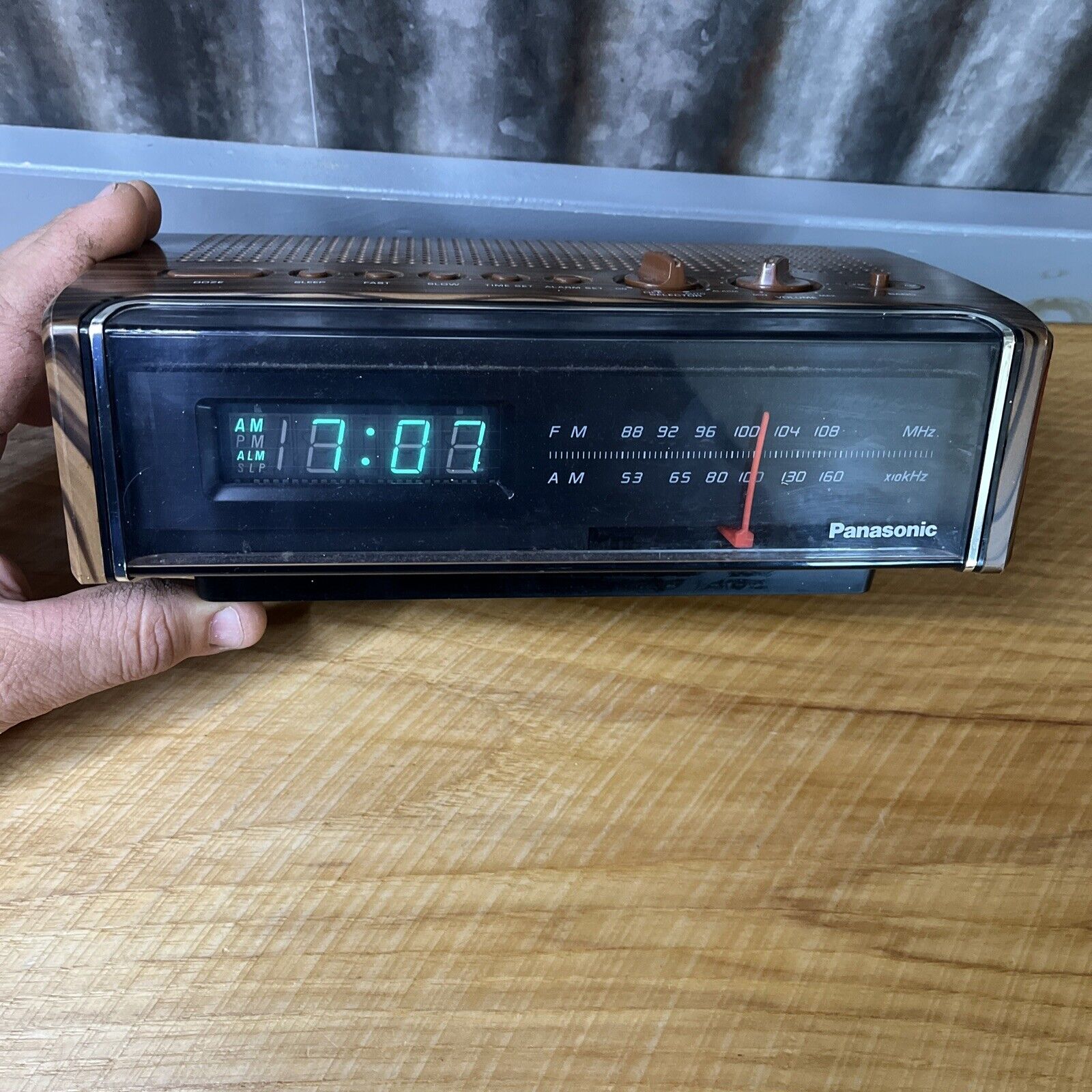 VTG Panasonic RC-75  Alarm Clock Radio AM/FM Blue Light Tested