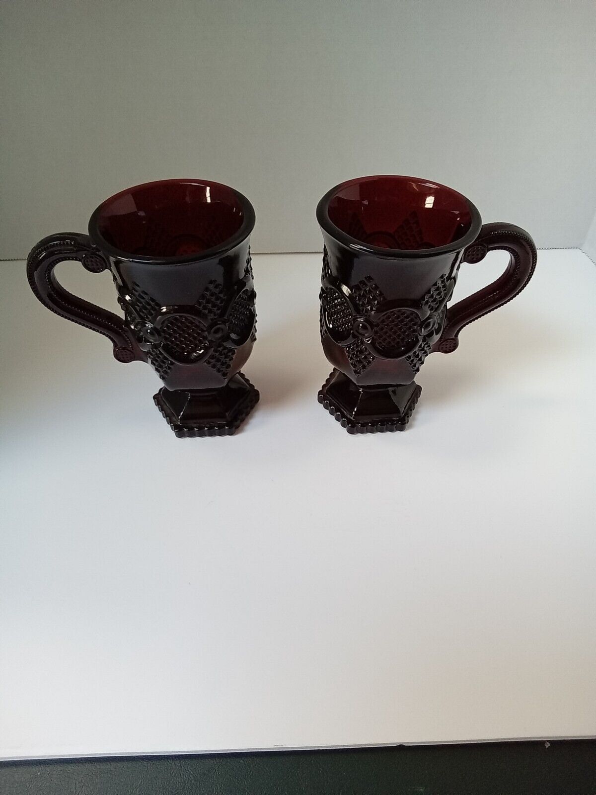 VTG Avon Cape Cod 1876 Collection Irish Footed Coffee Mugs - Set of 2